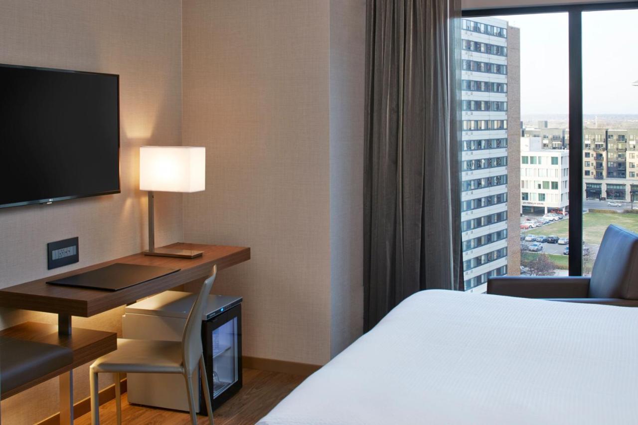 Ac Hotel By Marriott Minneapolis Downtown Eksteriør billede