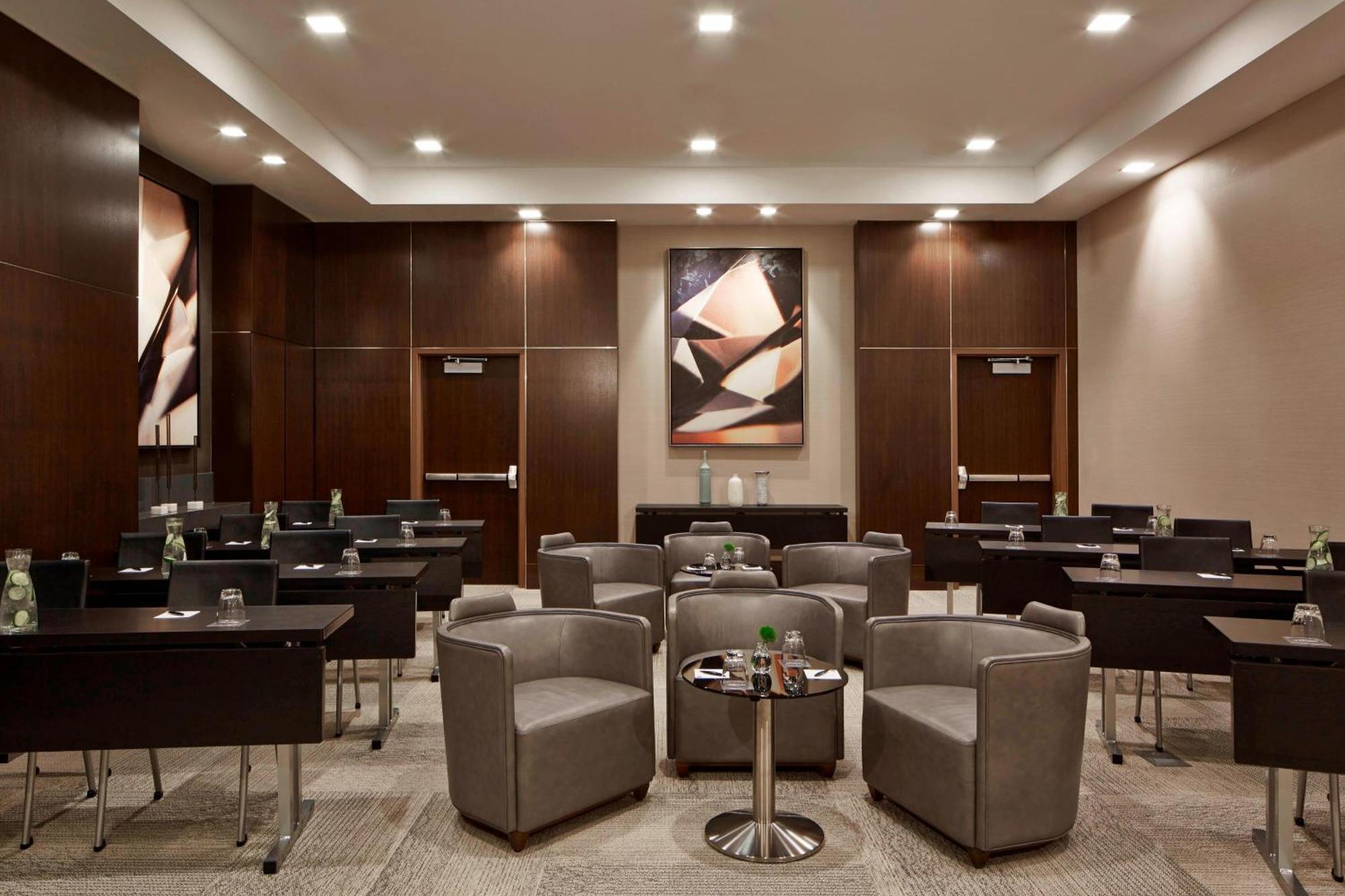 Ac Hotel By Marriott Minneapolis Downtown Eksteriør billede